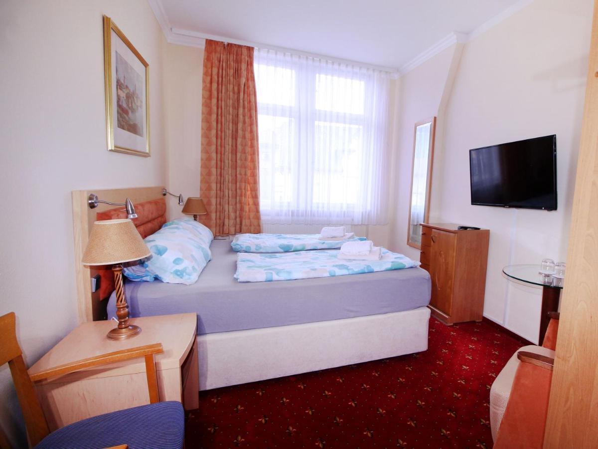 Hotel Neustaedter Hof Titisee-Neustadt Dış mekan fotoğraf